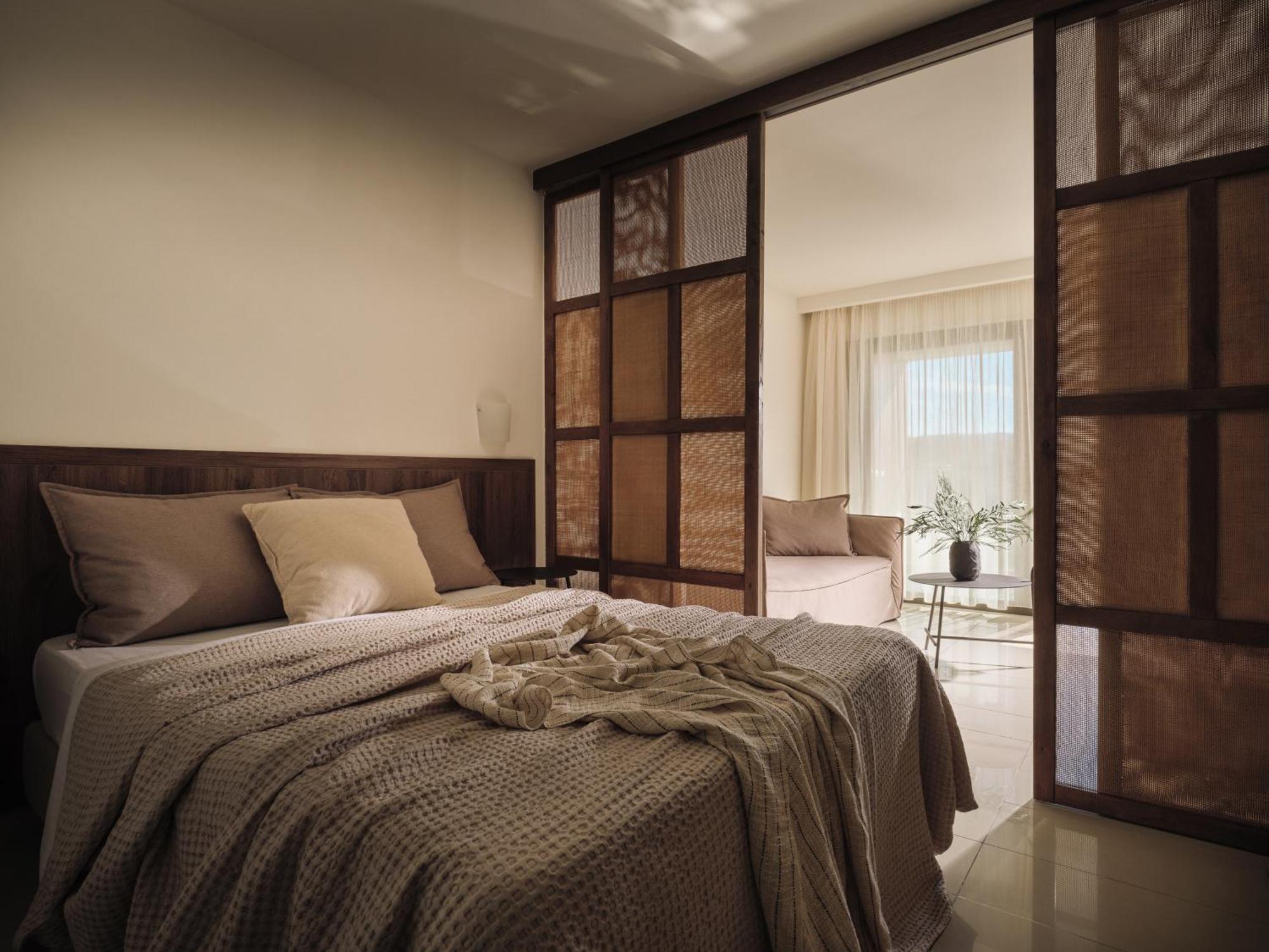 Planos Deluxe Hotel Bilik gambar