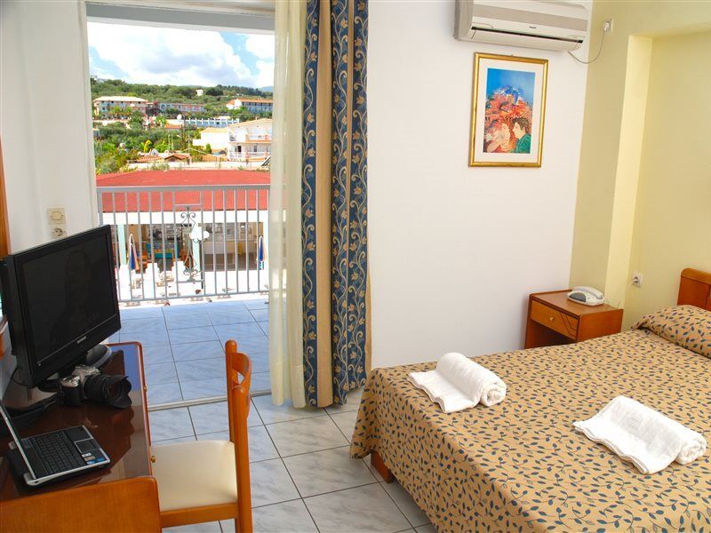 Planos Deluxe Planos (Zakynthos) Luaran gambar